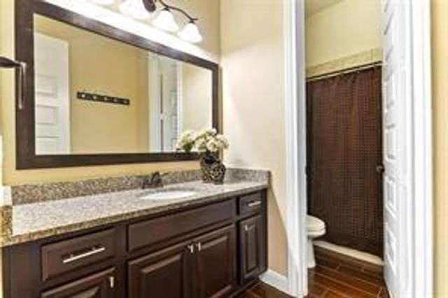 2209 Rocky Shores Lane, Pearland, TX 77089
