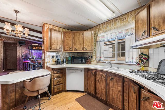 15252 Seneca Road 275, Victorville, CA 92392