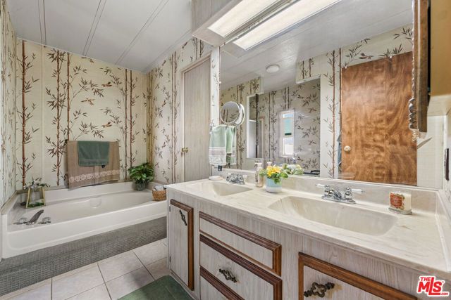 15252 Seneca Road 275, Victorville, CA 92392