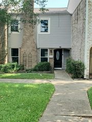 8728 Wilcrest Drive 8728, Houston, TX 77099