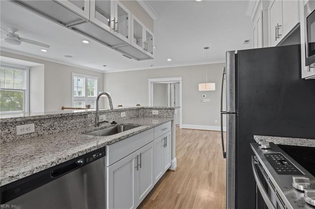 9569 23rd Bay ST, Norfolk, VA 23518