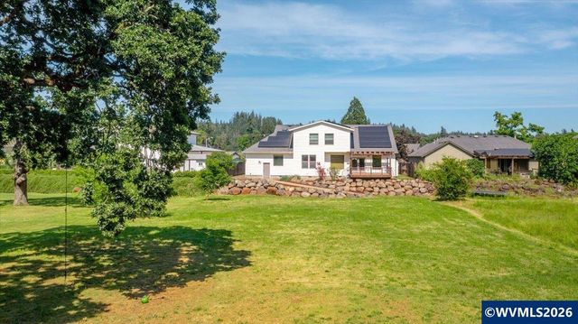 7507 9th Ct SE, Turner, OR 97392