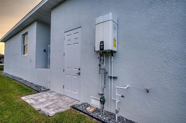 14199 PEEKSKILL AVENUE, Port Charlotte, FL 33981