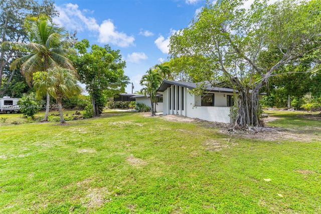 24200 SW 120th Ave, Homestead, FL 33032