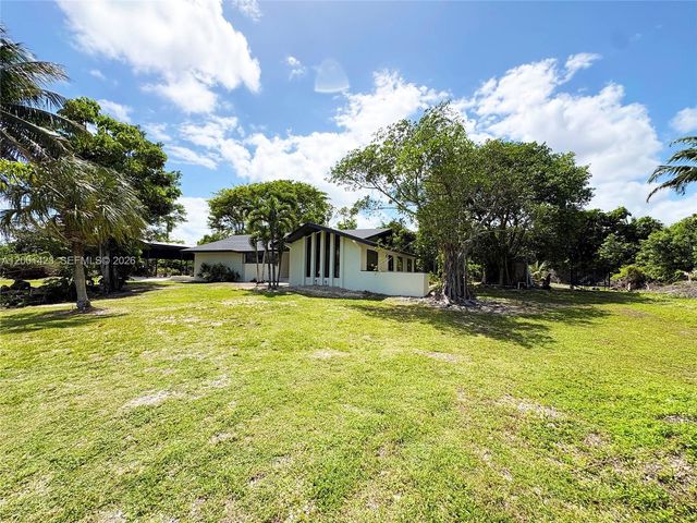 24200 SW 120th Ave, Homestead, FL 33032