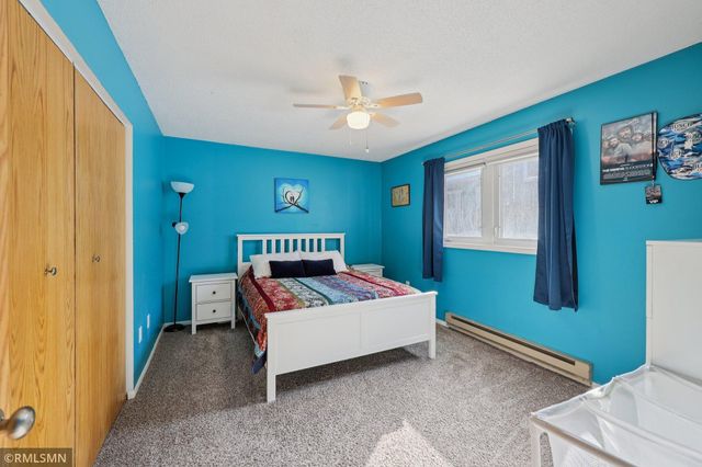 3282 Edgerton Street, Vadnais Heights, MN 55127