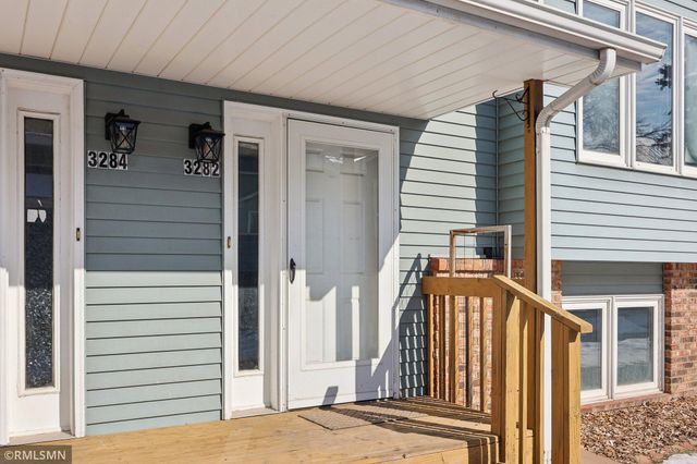 3282 Edgerton Street, Vadnais Heights, MN 55127