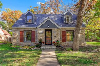 3316 Chowen Avenue N, Robbinsdale, MN 55422