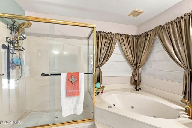 5422 W WEST WIND Drive, Glendale, AZ 85310