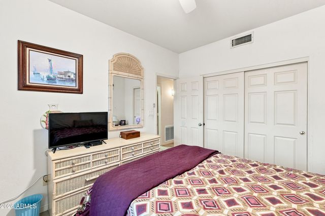 5422 W WEST WIND Drive, Glendale, AZ 85310