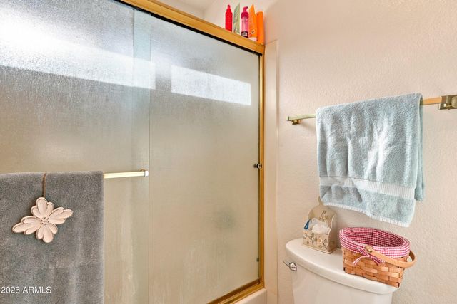 5422 W WEST WIND Drive, Glendale, AZ 85310