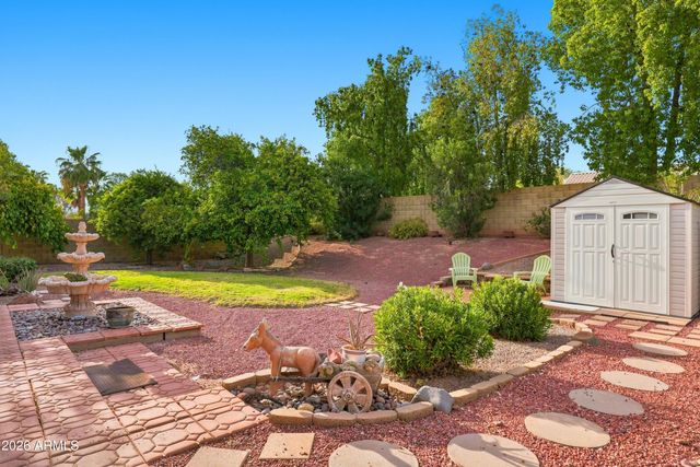 5422 W WEST WIND Drive, Glendale, AZ 85310
