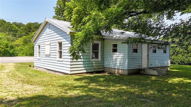 430 Elm Street, Calhoun, GA 30701