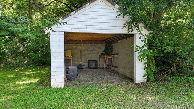430 Elm Street, Calhoun, GA 30701