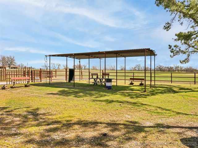 5010 Enville Road, Marietta, OK 73448