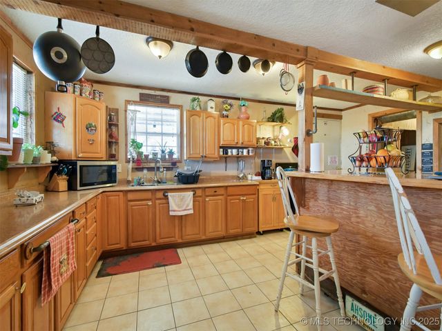 5010 Enville Road, Marietta, OK 73448
