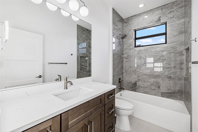 41 MARK TWAIN LANE, Rotonda West, FL 33947