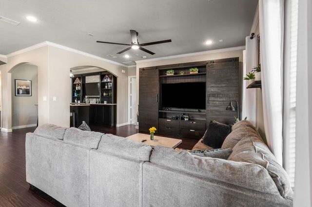 958 Prairie Timber Road, Burleson, TX 76028