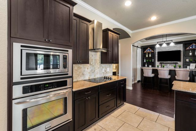 958 Prairie Timber Road, Burleson, TX 76028