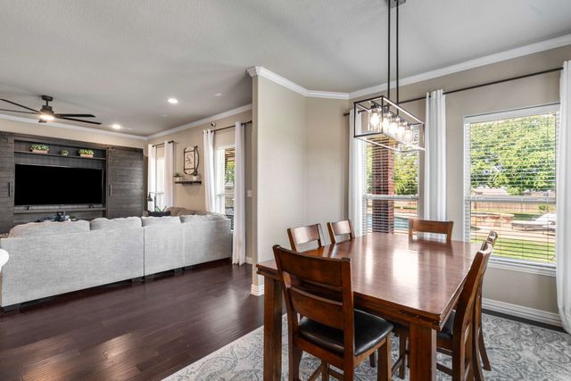 958 Prairie Timber Road, Burleson, TX 76028