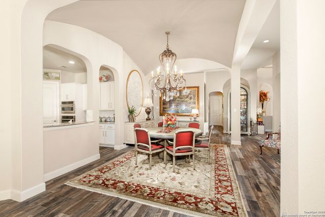 10 Denbury Gln, San Antonio, TX 78257