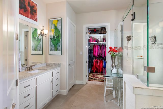 10 Denbury Gln, San Antonio, TX 78257