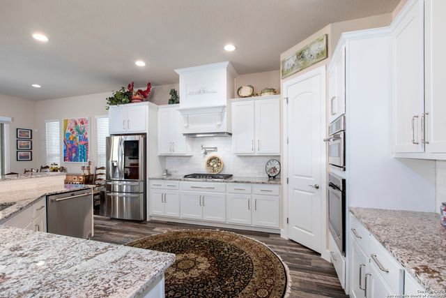 10 Denbury Gln, San Antonio, TX 78257