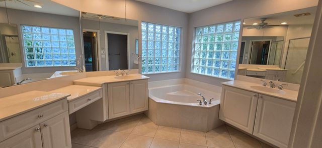 13195 La Sabina Drive, Delray Beach, FL 33446