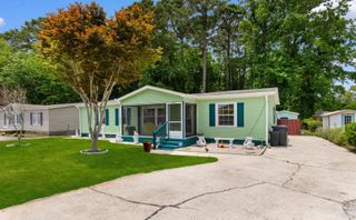 3279 Lyndon Dr., Little River, SC 29566