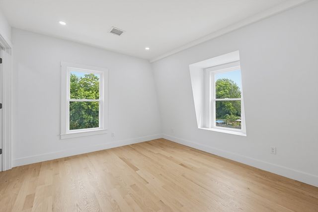 358 W Main St, Avon, MA 02322