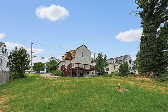 358 W Main St, Avon, MA 02322