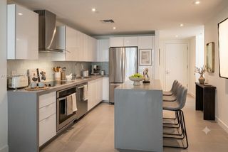 1600 NE 1st Ave 1401, Miami, FL 33132