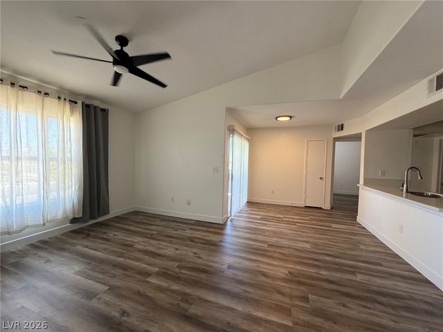 7255 West Sunset Road 2149, Las Vegas, NV 89113