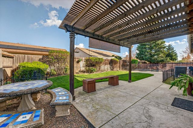 1270 Tulio St, Yuba City, CA 95993