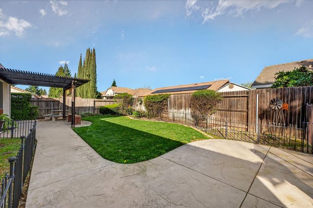 1270 Tulio St, Yuba City, CA 95993