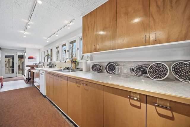 82 Little Pond Road, Concord, NH 03301