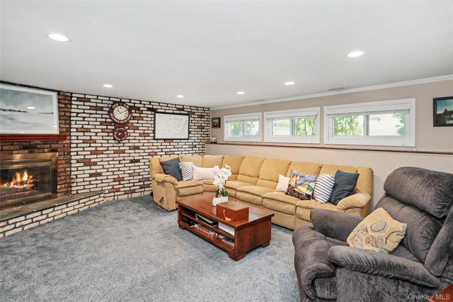 24 Tad Lane, Old Bethpage, NY 11804