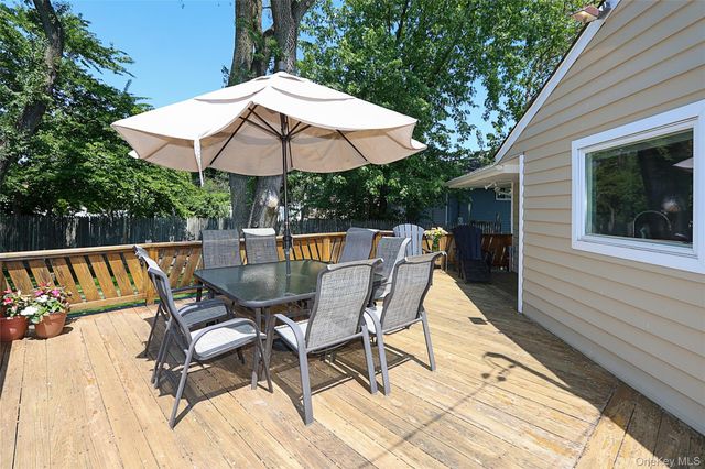 24 Tad Lane, Old Bethpage, NY 11804