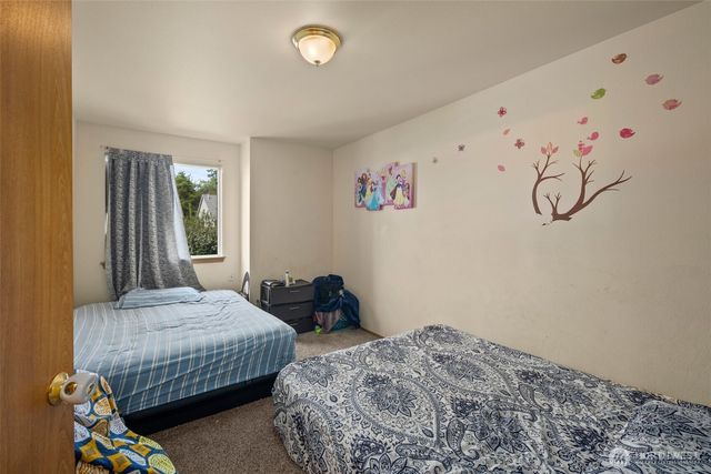 12607 64th Avenue E, Puyallup, WA 98373