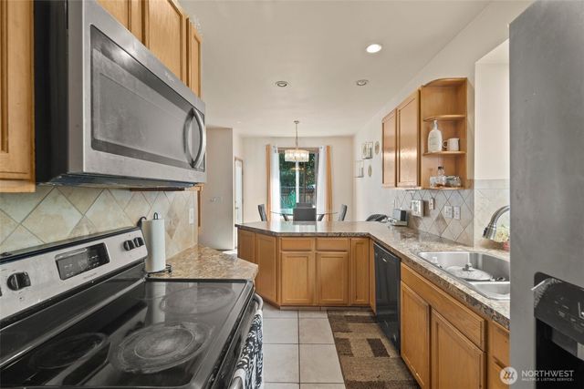 12607 64th Avenue E, Puyallup, WA 98373