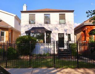 2913 N Kolmar Avenue, Chicago, IL 60641