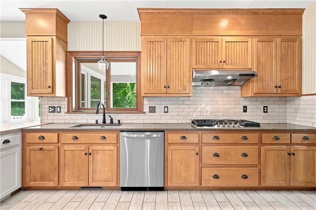 45 Pine Swamp Road, Cumberland, RI 02864