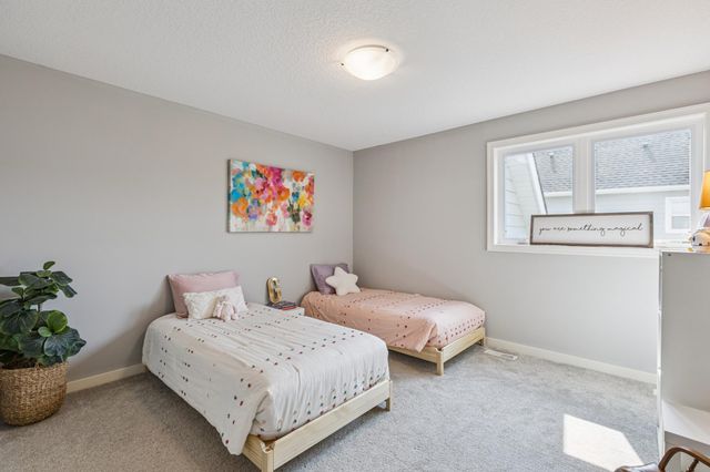 5155 Zircon Lane N, Plymouth, MN 55446