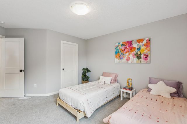 5155 Zircon Lane N, Plymouth, MN 55446