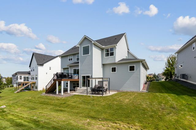 5155 Zircon Lane N, Plymouth, MN 55446