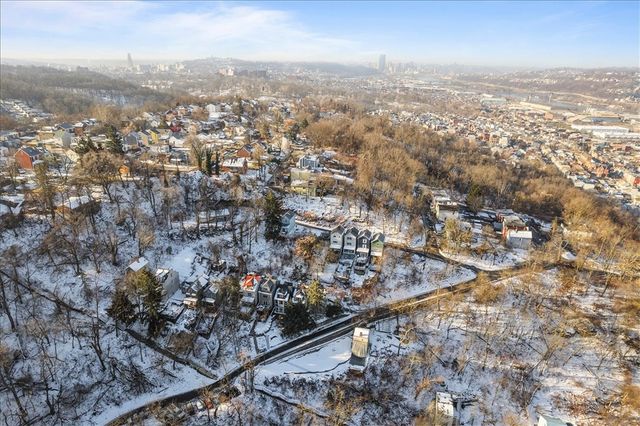 262 57th St, Lawrenceville, PA 15201