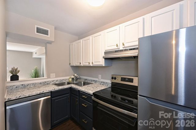 951 Hollywood Street, Charlotte, NC 28211