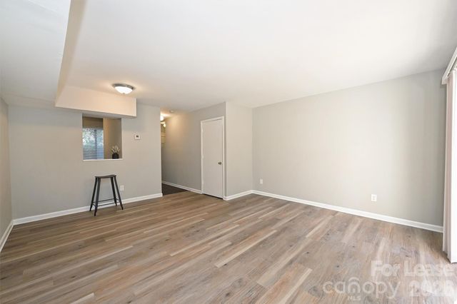 951 Hollywood Street, Charlotte, NC 28211