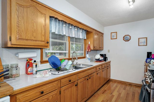 1301 S Tyler Avenue, Aurora, MO 65605