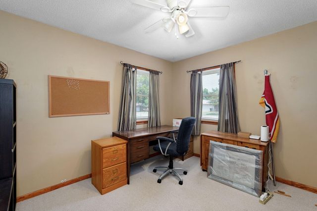 1301 S Tyler Avenue, Aurora, MO 65605